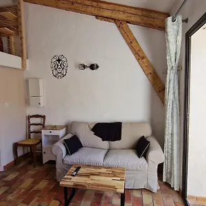  Hébergement de vacances Au Pied De La Sainte Victoire